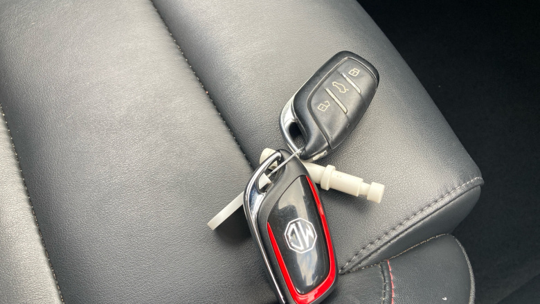 MG Hs 1.5 T-GDI Excite 5dr DCT Petrol Hatchback